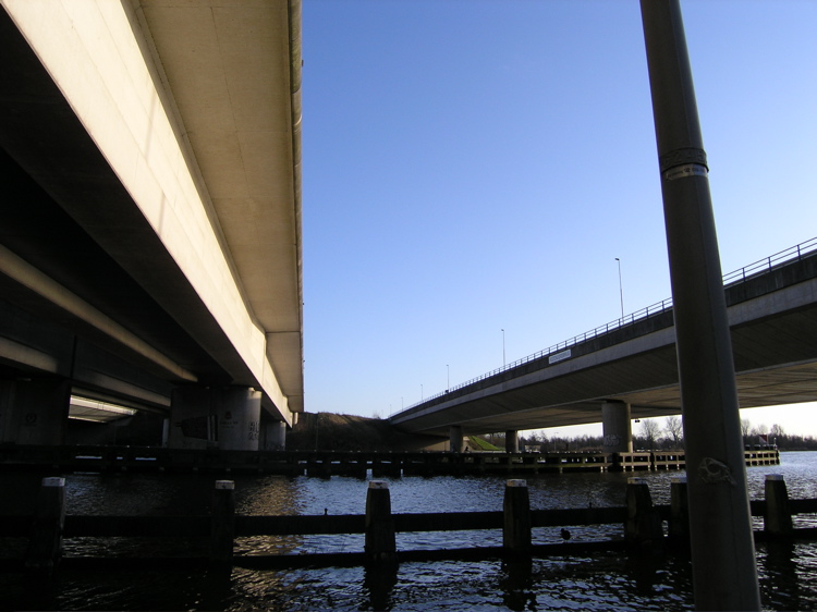 PC090231